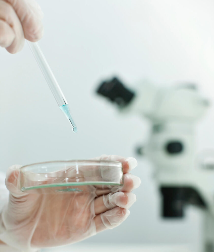 幹細胞培養上清液は自己か他者かのイメージ画像